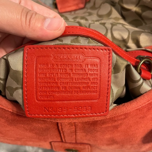 Y2K Pink Suede Shoulder Bag - Picture 5 of 6